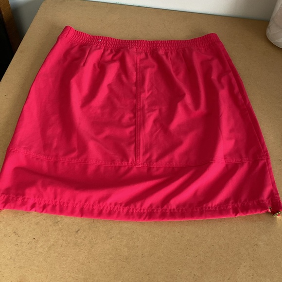 Zenergy by Chico’s Pink Skirt. Size 1 - Picture 7 of 8